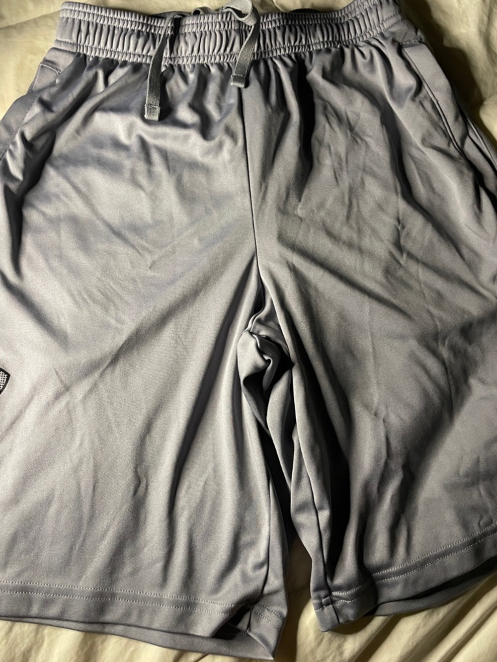 Under Armour Men's Gray Athletic Drawstring Shorts